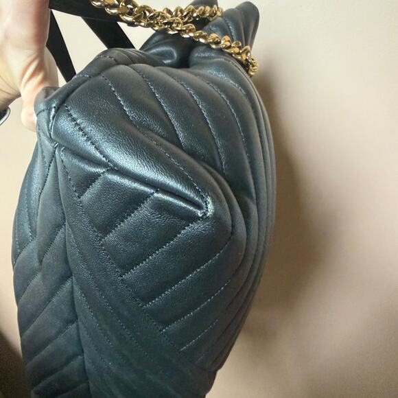Tory Burch Kira Chevron Tote Bag Black Leather & Gold Hardware NWT - Picture 9 of 12